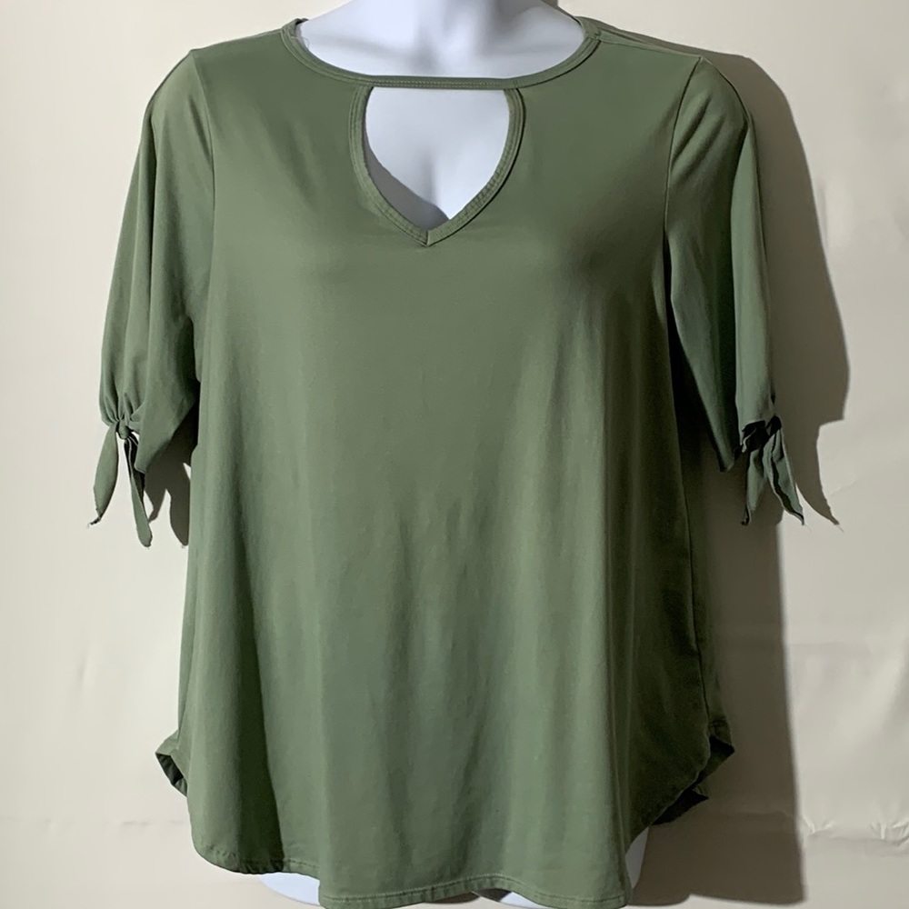 Womens Kristin Nicole top size 1X green stretchy casual